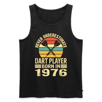 Never Underestimate Dart Player Born In 1976 - Männer Premium Bio Tank Top - Schwarz - Vorne - Michal (187cm)