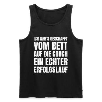Vom Bett auf die Couch Lustiger Feierabend Spruch - Männer Premium Bio Tank Top - Schwarz - Vorne - AI Model Male 178 light (178cm)