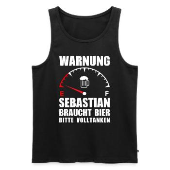 Sebastian braucht Bier Bitte volltanken - Männer Premium Bio Tank Top - Schwarz - Vorne - Michal (187cm)
