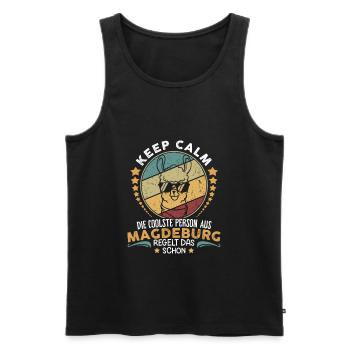 Keep calm die coole Person aus Magdeburg regelt da - Männer Premium Bio Tank Top - Schwarz - Vorne - Michal (187cm)