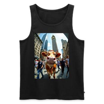 Lustige Kuh Selfie in einer belebten Stadt - Männer Premium Bio Tank Top - Schwarz - Vorne - AI Model Male 178 light (178cm)