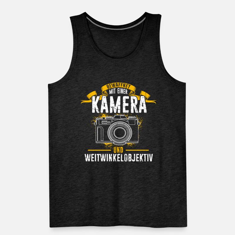 Bewaffnet mit einer KAMERA und WEITWINKELOBJEKTIV Männer Premium Bio Tank Top