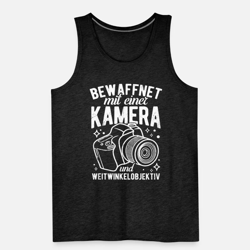 Bewaffnet mit einer KAMERA und WEITWINKELOBJEKTIV Männer Premium Bio Tank Top