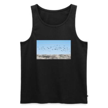 Über den Wolken Vögel - Männer Premium Bio Tank Top - Schwarz - Vorne - AI Model Male 178 light (178cm)