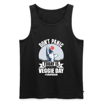 Sarkastischer Hai Veggie Day Spruch Sharkasm - Männer Premium Bio Tank Top - Schwarz - Vorne - Michal (187cm)