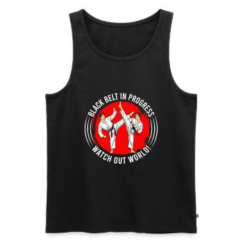 Schwarzgurt in Arbeit - Achtung Welt! - Männer Premium Bio Tank Top - Schwarz - Vorne - Michal (187cm)