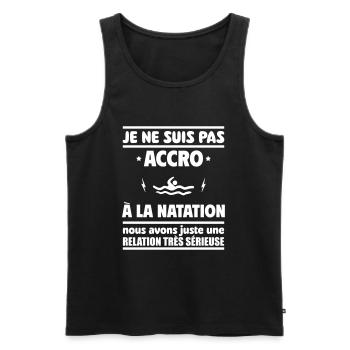 Je ne suis pas accro à la natation - Débardeur bio Premium Homme - noir - Devant - Michal (187cm)