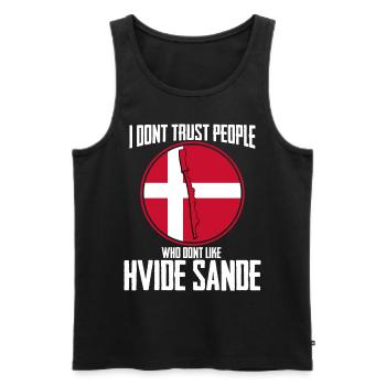 Hvide Sande Dänemark Holmsland Klit - Männer Premium Bio Tank Top - Schwarz - Vorne - AI Model Male 178 light (178cm)