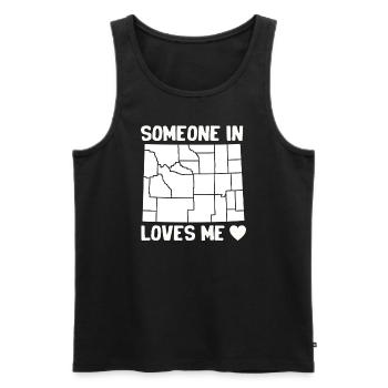 Jemand in Wyoming liebt mich - Männer Premium Bio Tank Top - Schwarz - Vorne - AI Model Male 178 light (178cm)