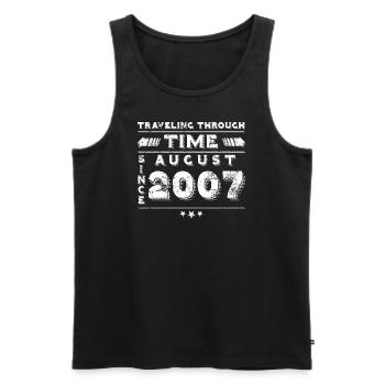 Vintage Zeitreise Geburtstags Design August 2007 - Männer Premium Bio Tank Top - Schwarz - Vorne - Michal (187cm)