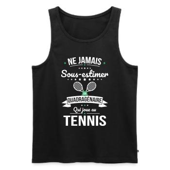 Sous-estimer un quadragénaire qui joue au tennis - Débardeur bio Premium Homme - noir - Devant - Michal (187cm)