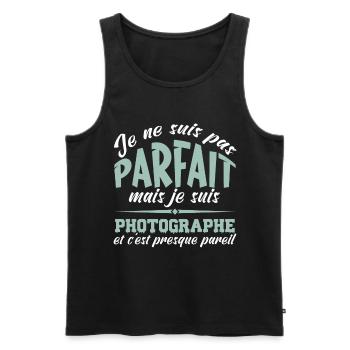 je ne suis pas parfaite mais je suis photographe - Débardeur bio Premium Homme - noir - Devant - Michal (187cm)