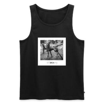Wölfe Wolfsburg - Männer Premium Bio Tank Top - Schwarz - Vorne - Michal (187cm)