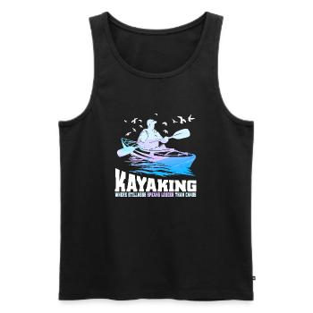 Kayaking where stillness speaks louder than Chaos - Männer Premium Bio Tank Top - Schwarz - Vorne - Michal (187cm)