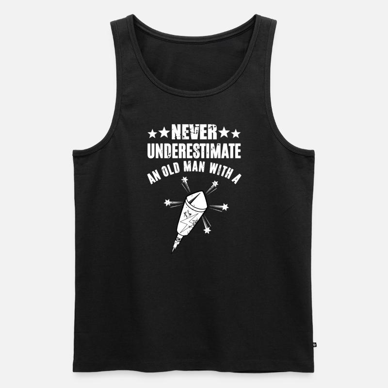 Never Underestimate Rakete - Männer Premium Bio Tank Top - Schwarz