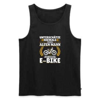 Unterschätze niemals einen Mann mit einem E-Bike - Männer Premium Bio Tank Top - Schwarz - Vorne - Michal (187cm)