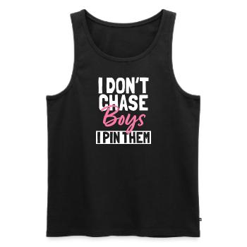 Ich jage keine Jungs, ich stecke sie fest - Männer Premium Bio Tank Top - Schwarz - Vorne - Michal (187cm)