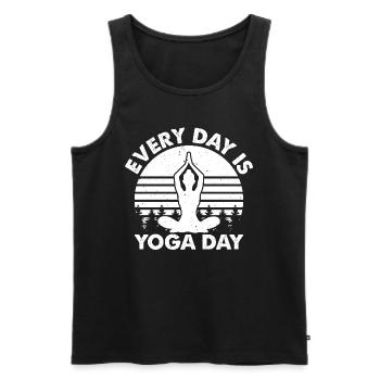 Funny Yoga Yoga Lover - Every day is Yoga day - Männer Premium Bio Tank Top - Schwarz - Vorne - Michal (187cm)