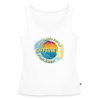 Femme Retraitée surfeuse for ever - Débardeur bio Premium Femme - blanc - Devant - AI Model Female 172 light (172cm)