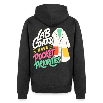 Laborkittel – Lab Coats Have Pocket Priorities - Unisex Premium Bio Zip Hoodie - Anthrazit meliert - Hinten - Nico (187cm)