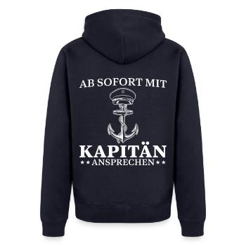 Mit Kapitän ansprechen Bootsführerschein bestanden - Unisex Premium Bio Zip Hoodie - Navy - Hinten - Nico (187cm)