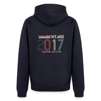 Vintage 2023 Cadeau Anniversaire - Millésime 2023 - Veste à capuche bio Premium Unisexe - bleu marine - Dos - Nico (187cm)