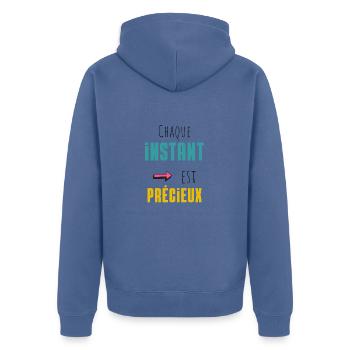Chaque instant est précieux - Veste à capuche bio Premium Unisexe - bleu pigeon - Dos - Nico (187cm)