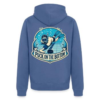 PUCK ON THE BOTTOM - Unisex Premium Bio Zip Hoodie - Taubenblau - Hinten - Nico (187cm)