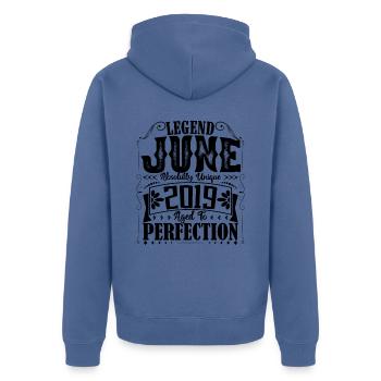 juin 2019. Anniversaire juin 2019 Cadeau juin 2019 - Veste à capuche bio Premium Unisexe - bleu pigeon - Dos - Nico (187cm)