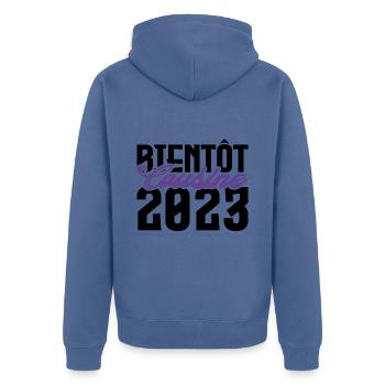 Cadeau Annonce grossesse bientôt Cousine 2023. - Veste à capuche bio Premium Unisexe - bleu pigeon - Dos - Nico (187cm)