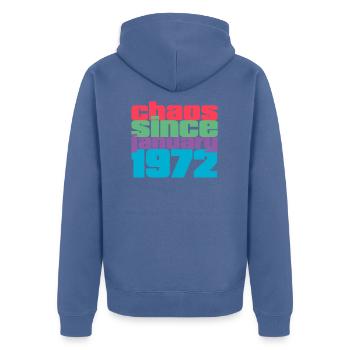 Januar 1972 geboren 50 Geburtstag Chaos Since 1972 - Unisex Premium Bio Zip Hoodie - Taubenblau - Hinten - Nico (187cm)