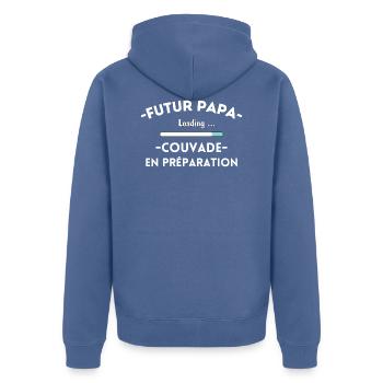 Futur papa, Bientôt papa, couvade en préparation - Veste à capuche bio Premium Unisexe - bleu pigeon - Dos - Nico (187cm)