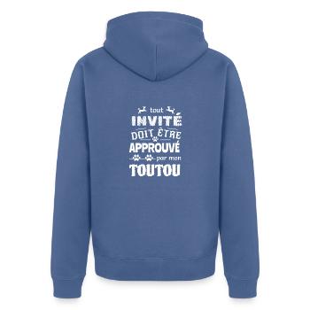 Tout invité doit être approuvé par mon toutou - Veste à capuche bio Premium Unisexe - bleu pigeon - Dos - Nico (187cm)