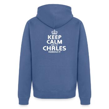 CHARLES: Regel das. - Unisex Premium Bio Zip Hoodie - Taubenblau - Hinten - Nico (187cm)