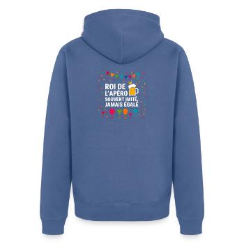 König des Aperitifs, der nie erreicht wurde - Unisex Premium Bio Zip Hoodie - Taubenblau - Hinten - Nico (187cm)