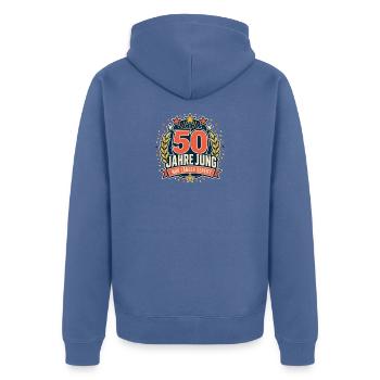 50 Jahre jung – nur länger gereift - Unisex Premium Bio Zip Hoodie - Taubenblau - Hinten - Nico (187cm)