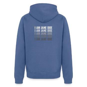 ICH BIN JANE DOE Ich stehe mit Unterstützung der Frauenbewegung - Unisex Premium Bio Zip Hoodie - Taubenblau - Hinten - Nico (187cm)