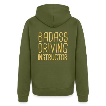 Instructeur de conduite Badass Drive Tutor - Veste à capuche bio Premium Unisexe - kaki - Dos - Nico (187cm)
