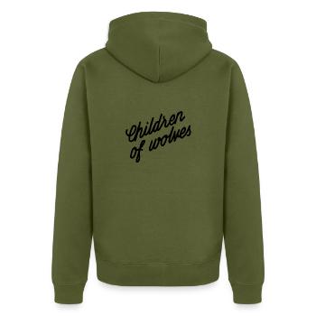 Children of Wolves – Freiheit und Wildnis - Unisex Premium Bio Zip Hoodie - Khaki - Hinten - Nico (187cm)