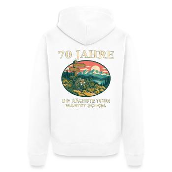 70 Jahre: Nächste Tour Wartet Schon - Unisex Premium Bio Zip Hoodie - Weiß - Hinten - Thijin (182cm)