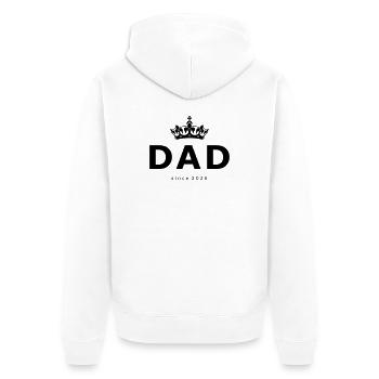 Dad 26 Vater Baby Papa 2026 Vatertagsgeschenk - Unisex Premium Bio Zip Hoodie - Weiß - Hinten - Thijin (182cm)