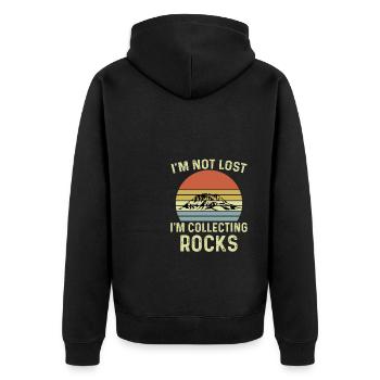 I'm Not Lost I'm Collecting Rocks - Unisex Premium Bio Zip Hoodie - Schwarz - Hinten - Nico (187cm)