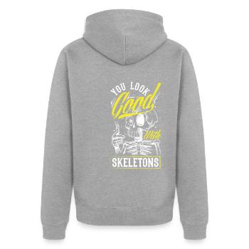 You Look Good With Skeletons Dark Goth - Unisex Premium Bio Zip Hoodie - Grau meliert - Hinten - Nico (187cm)