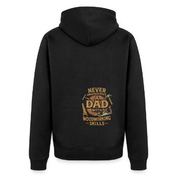 Unterschätzen Sie niemals einen Vater mit - Unisex Premium Bio Zip Hoodie - Schwarz - Hinten - Nico (187cm)
