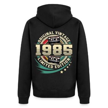 1985 Geburtsjahr Jahrgang Baujahr Geburtstag - Unisex Premium Bio Zip Hoodie - Schwarz - Hinten - Nico (187cm)