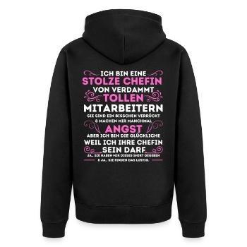 STOLZE CHEFIN VON VERDAMMT TOLLEN MITARBEITERN - Unisex Premium Bio Zip Hoodie - Schwarz - Hinten - Nico (187cm)