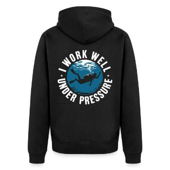Tauchen I Work Well Under Pressure Taucher Tauch - Unisex Premium Bio Zip Hoodie - Schwarz - Hinten - Nico (187cm)