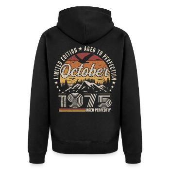 Oktober 1975 Geburtstagsgeschenk - Oktober 1975 - Unisex Premium Bio Zip Hoodie - Schwarz - Hinten - Nico (187cm)