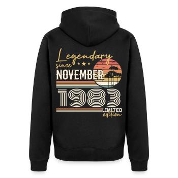 Jahrgang November 1983 RetroNovember 1983 - Unisex Premium Bio Zip Hoodie - Schwarz - Hinten - Nico (187cm)
