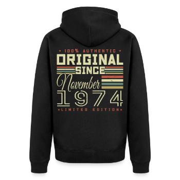 November 1974 Geburtstagsgeschenk - Unisex Premium Bio Zip Hoodie - Schwarz - Hinten - Nico (187cm)